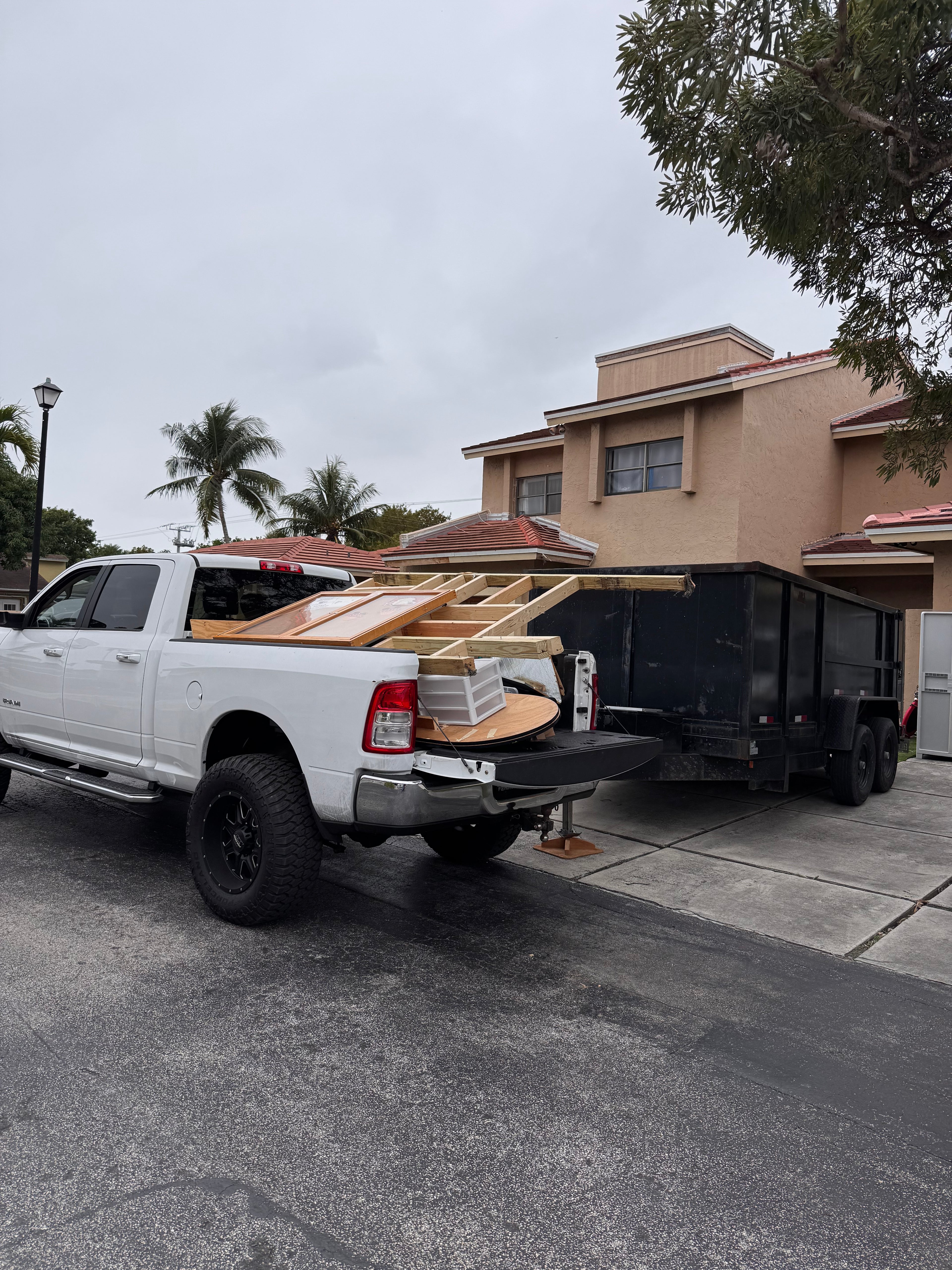 Medium Removal – 12ft Trailer